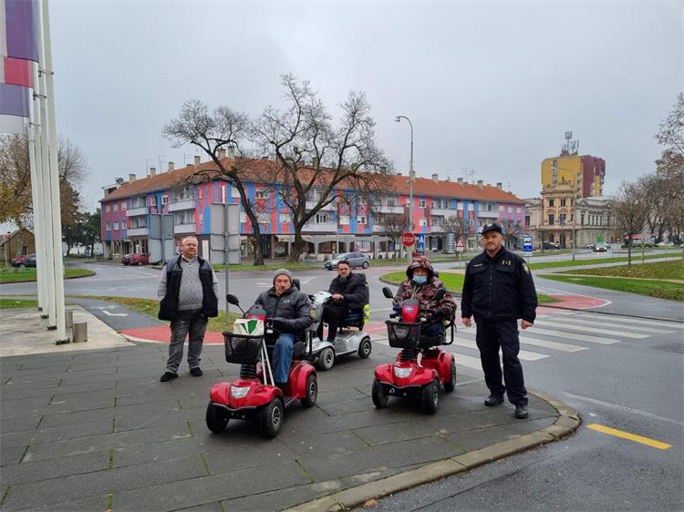 Slika /PU_VP/Slike_Vijesti/1 inval.jpg